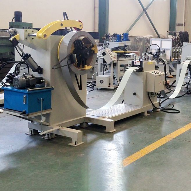 铝板放料开卷校平一体机