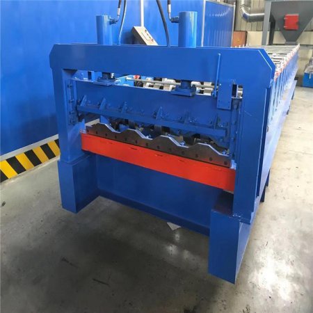 1200型集装箱板成型机